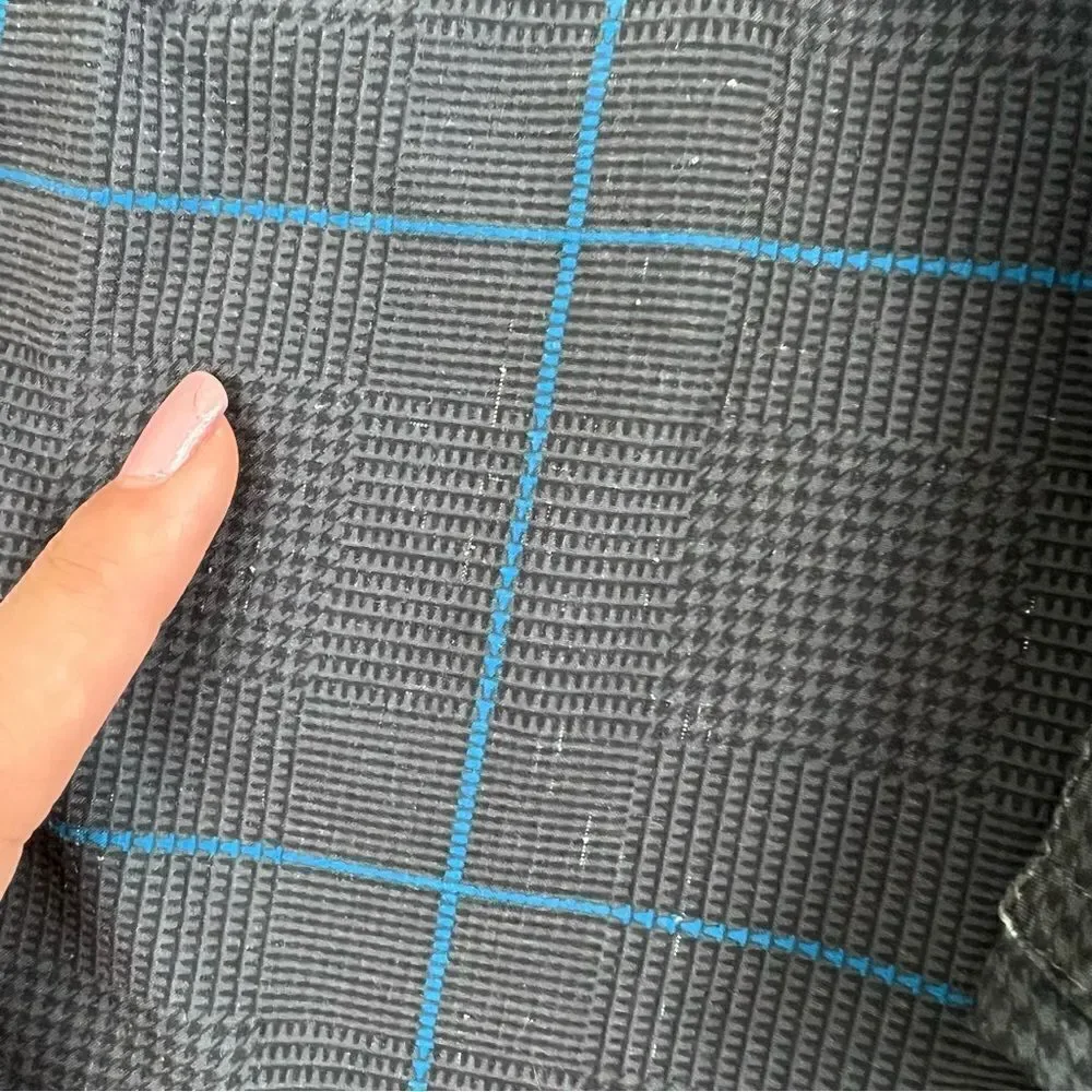 Lululemon T.H.E. Short Linerless Grey and Blue Plaid Size Large